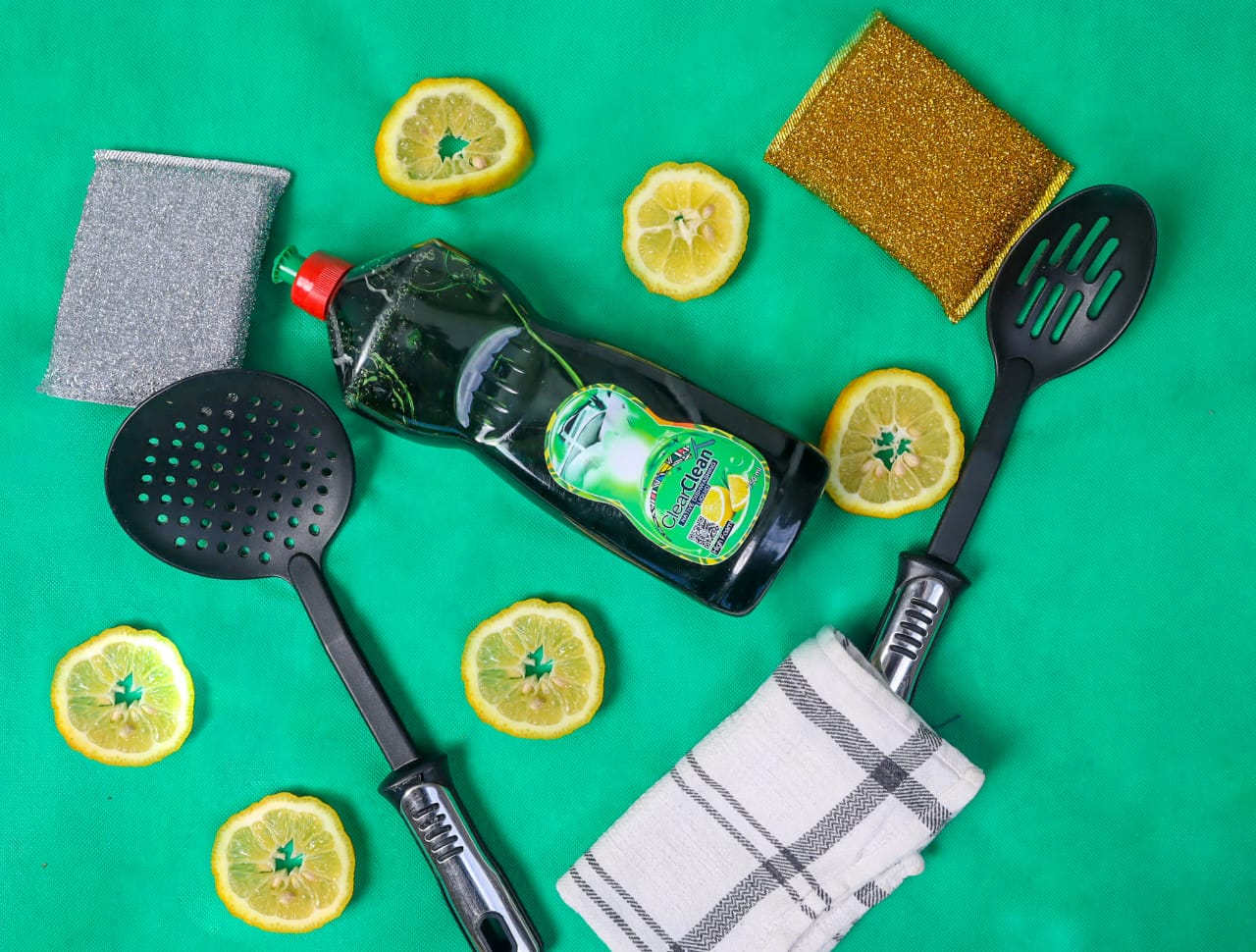 ClearClean Lemon Scent with Sponges and Utensils